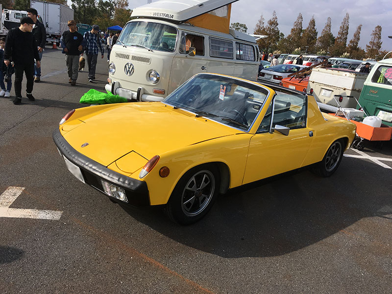 914